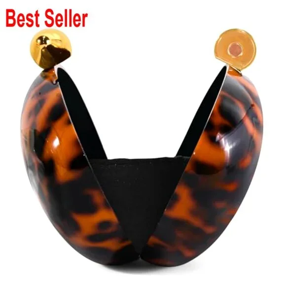 Acrylic Shell Clutch Purse with Magnetic Closure for Evening Events - Picture 3 of 7